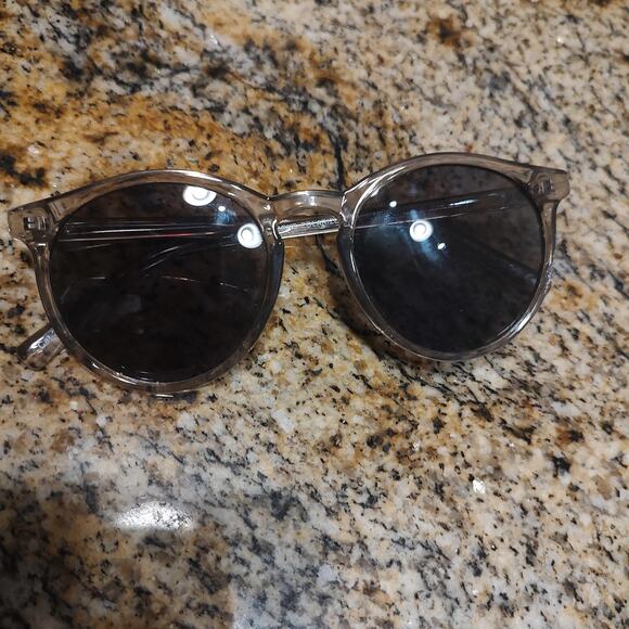 Cotton On Lorne Polarized Sunglasses Mens Gray Transparent Round Frame UV Cal 3 - Picture 14 of 14